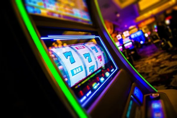opra toto Live In Play Football During Every Match